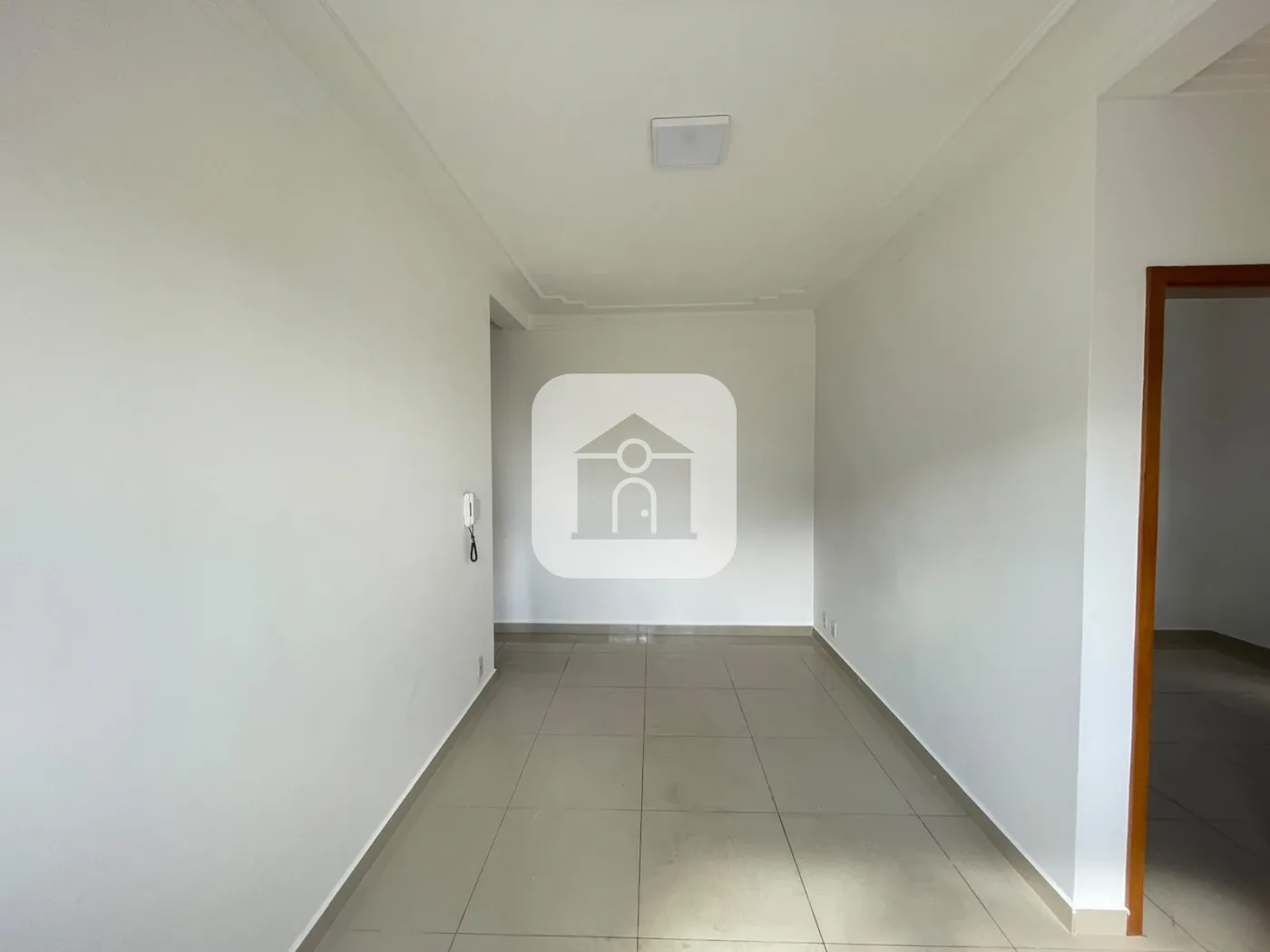 Alugar Apartamento / Padr&atilde;o em Uberl&acirc;ndia R$ 1.450,00 - Foto 1