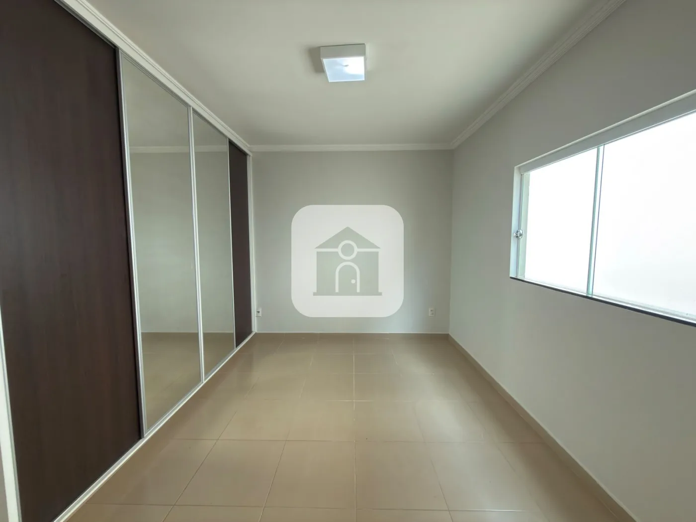 Alugar Casa / Padr&atilde;o em Uberl&acirc;ndia R$ 4.500,00 - Foto 13
