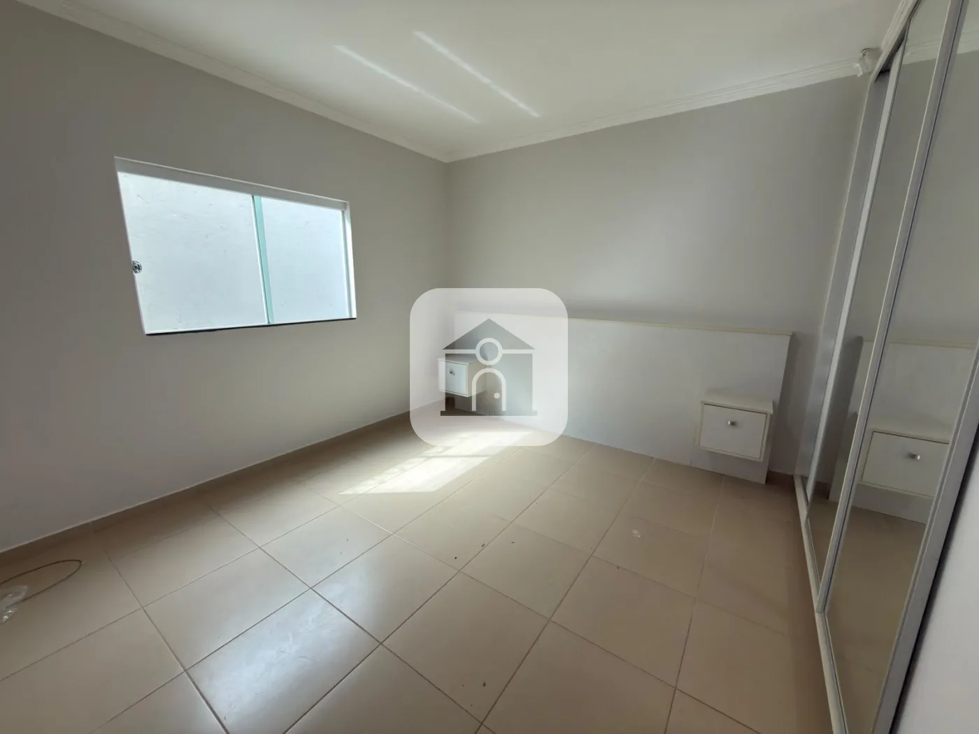 Alugar Casa / Padr&atilde;o em Uberl&acirc;ndia R$ 4.500,00 - Foto 14