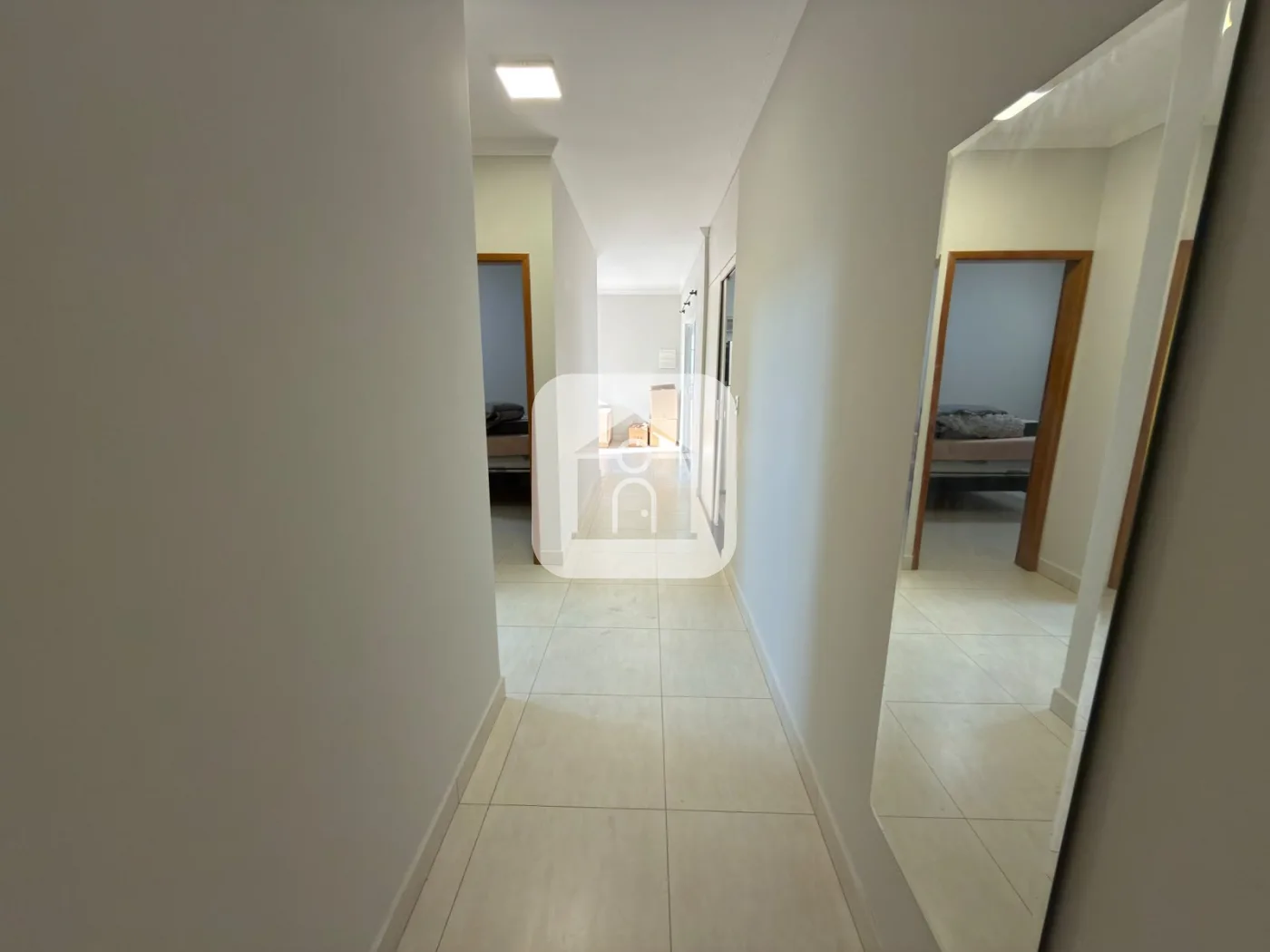 Alugar Casa / Padr&atilde;o em Uberl&acirc;ndia R$ 3.100,00 - Foto 10