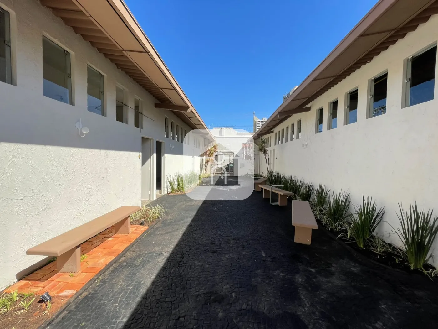 Alugar Comercial / Sala Comercial em Uberl&acirc;ndia R$ 2.500,00 - Foto 4