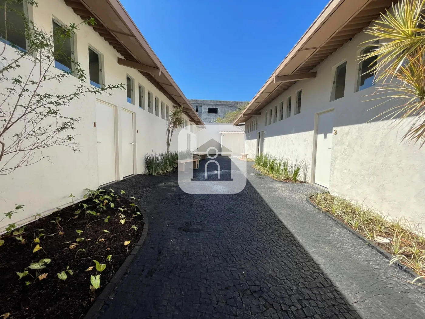 Alugar Comercial / Sala Comercial em Uberl&acirc;ndia R$ 2.500,00 - Foto 11