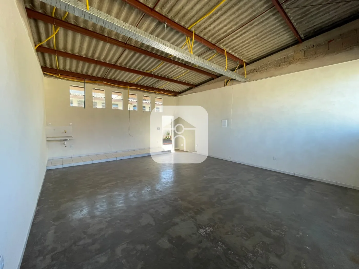 Alugar Comercial / Sala Comercial em Uberl&acirc;ndia R$ 2.500,00 - Foto 4