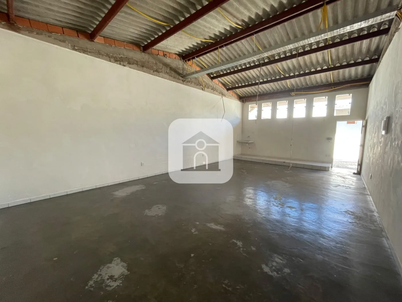 Alugar Comercial / Sala Comercial em Uberl&acirc;ndia R$ 2.500,00 - Foto 4