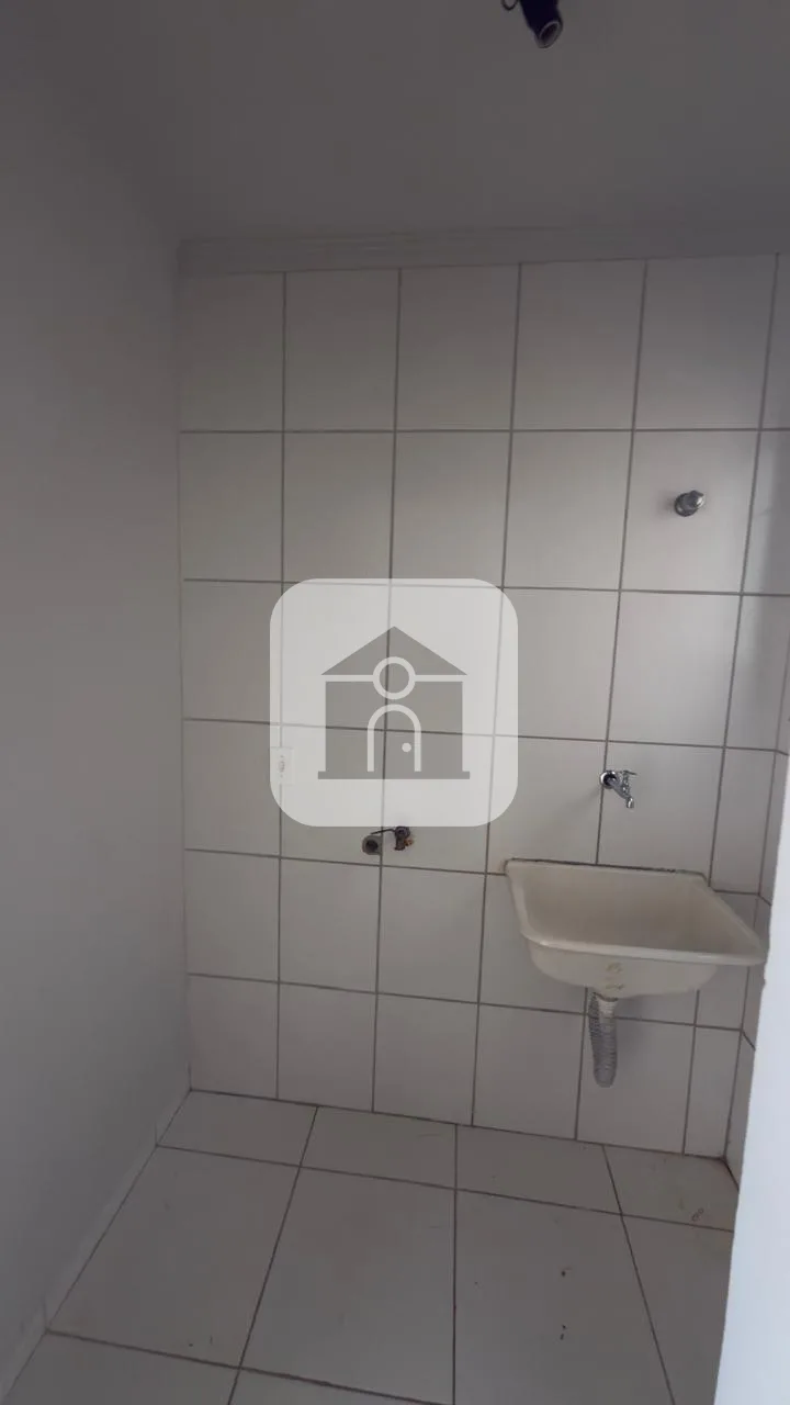 Alugar Apartamento / Padr&atilde;o em Uberl&acirc;ndia R$ 1.500,00 - Foto 4