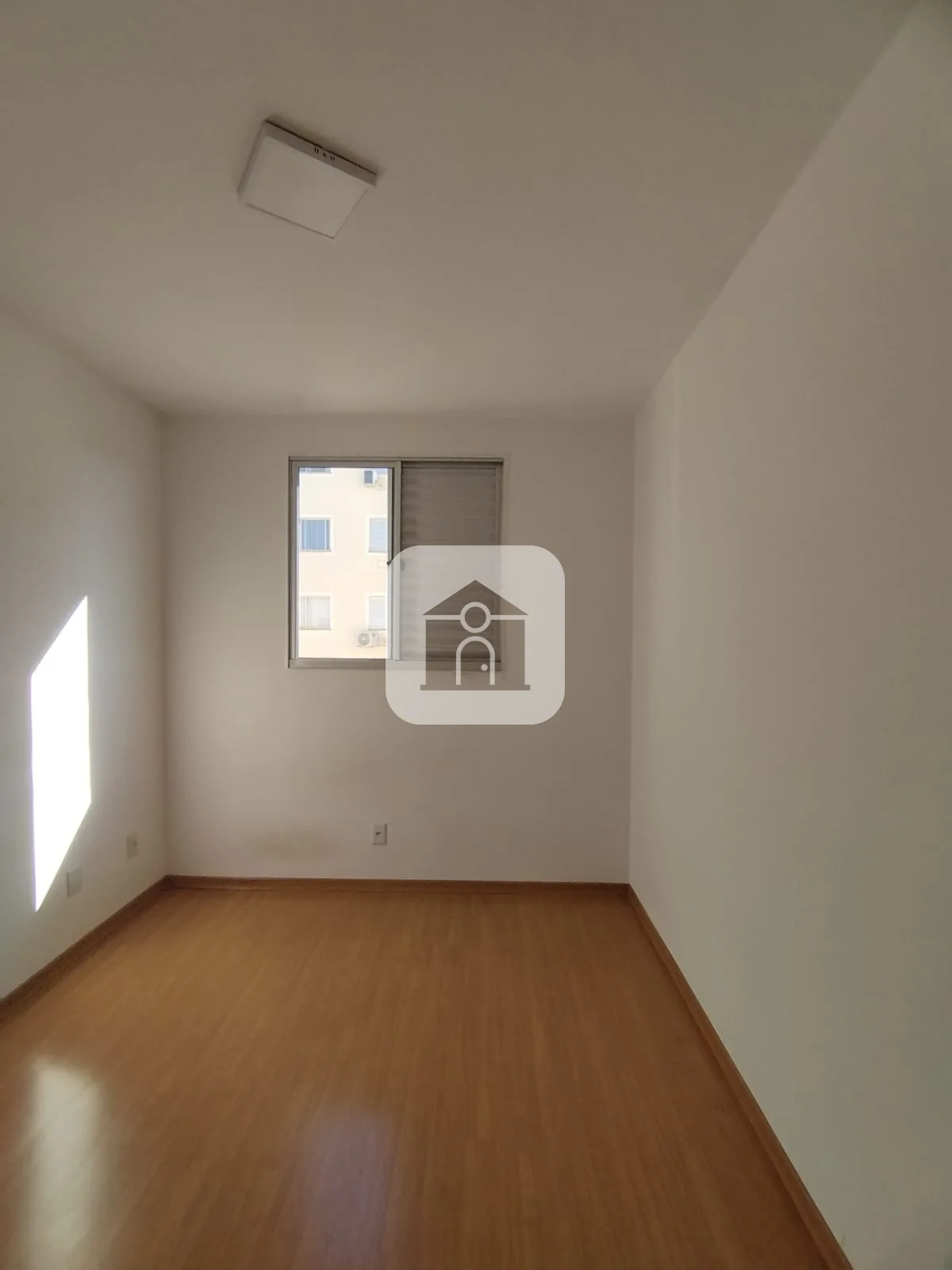 Alugar Apartamento / Padr&atilde;o em Uberl&acirc;ndia R$ 1.100,00 - Foto 5