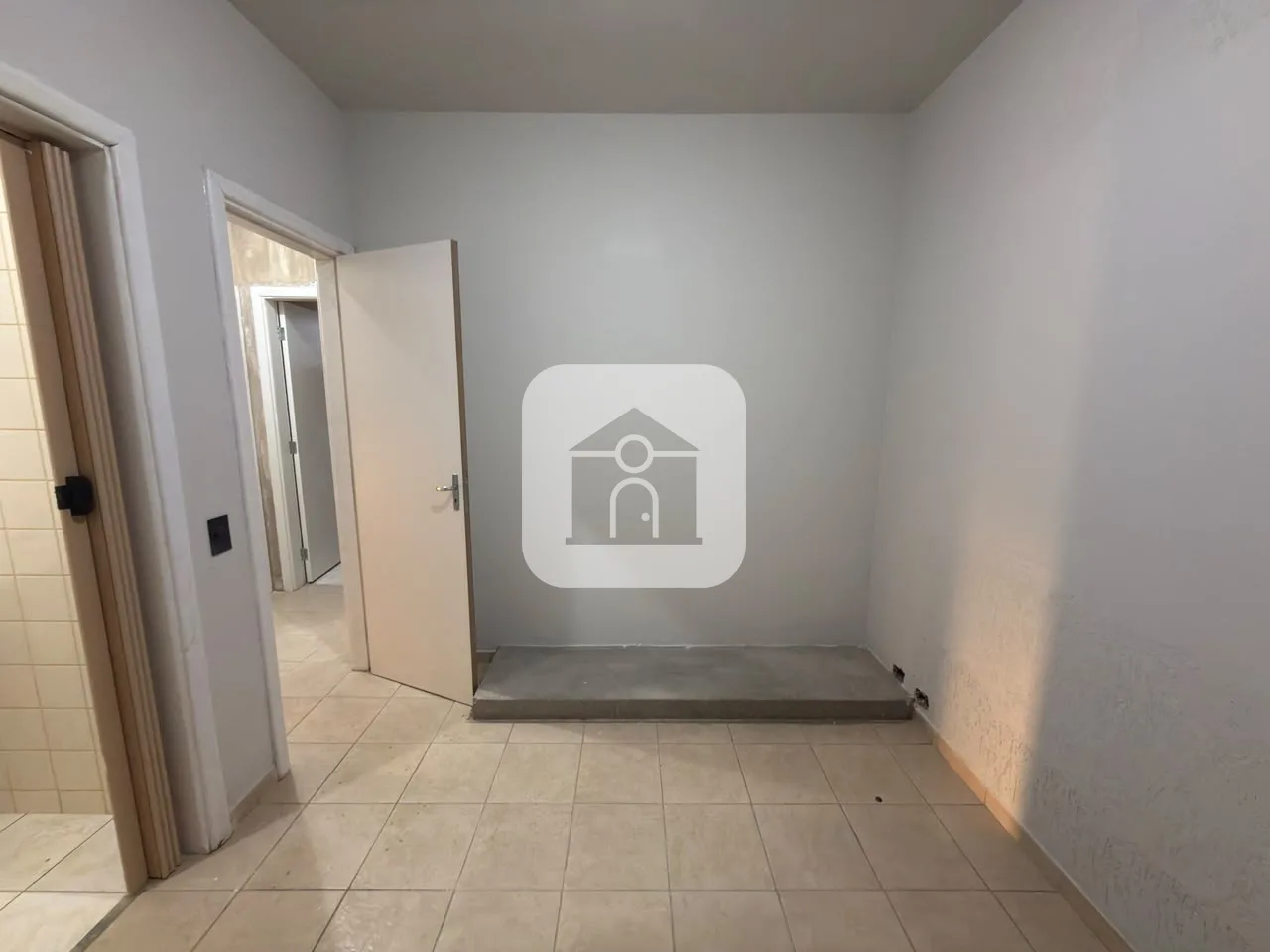 Alugar Casa / Padr&atilde;o em Uberl&acirc;ndia R$ 3.000,00 - Foto 12