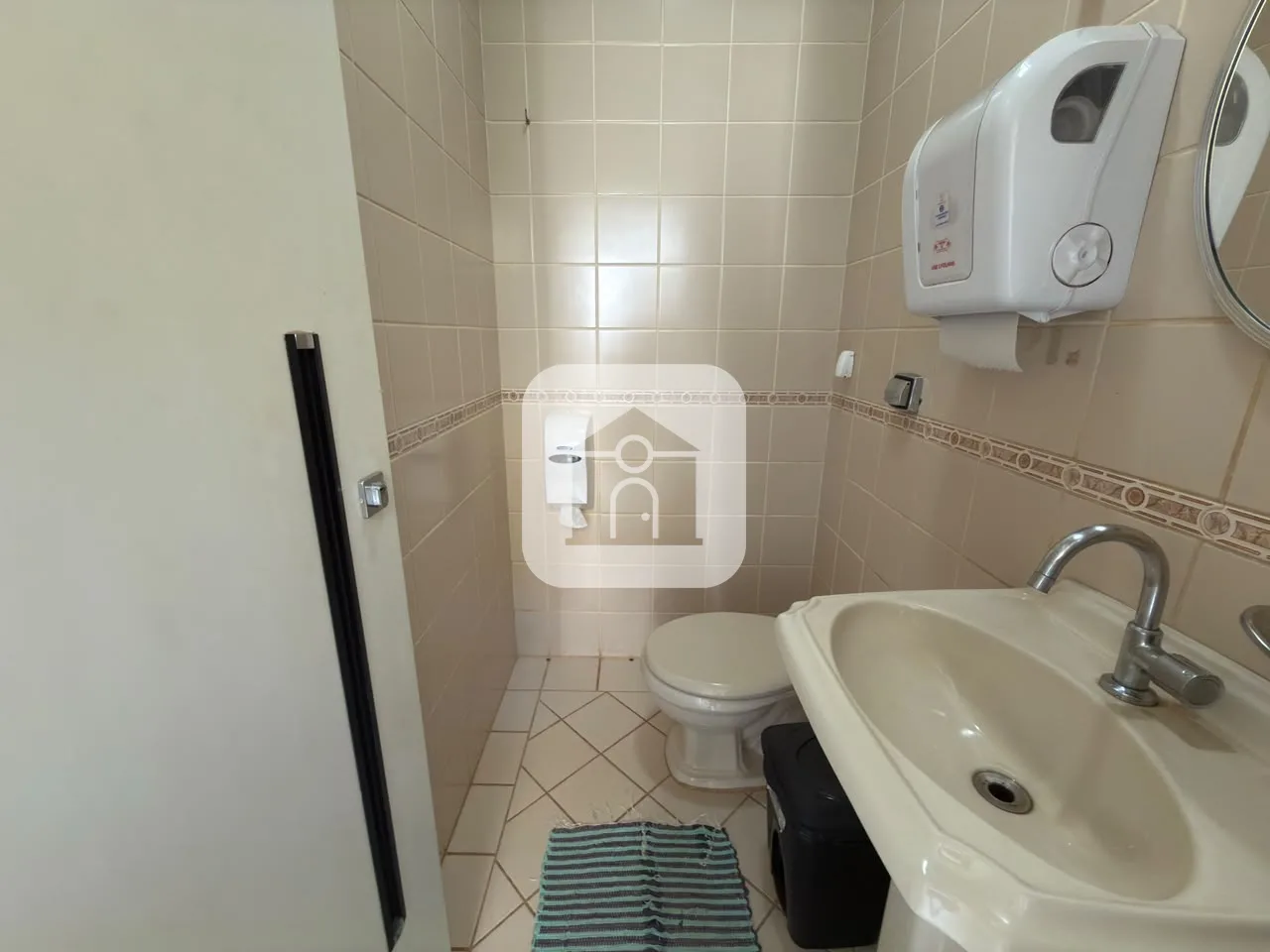 Alugar Comercial / Casa Comercial em Uberl&acirc;ndia R$ 20.000,00 - Foto 13