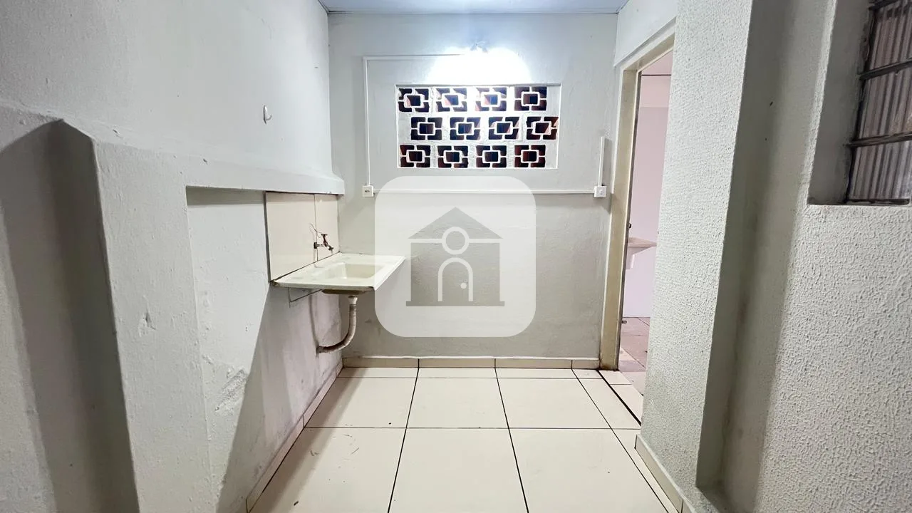 Alugar Comercial / Loja em Uberl&acirc;ndia R$ 4.000,00 - Foto 5