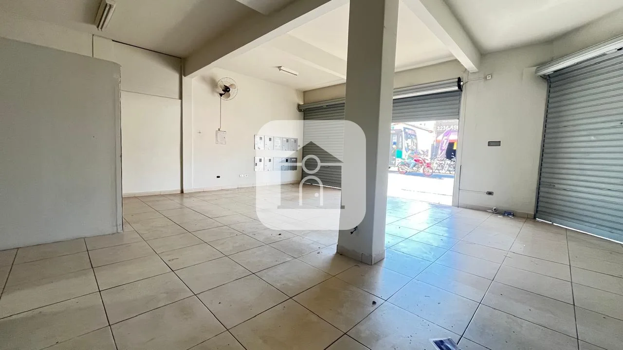 Alugar Comercial / Loja em Uberl&acirc;ndia R$ 4.000,00 - Foto 3