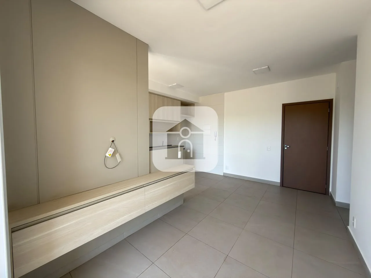 Alugar Apartamento / Padr&atilde;o em Uberl&acirc;ndia R$ 2.400,00 - Foto 2