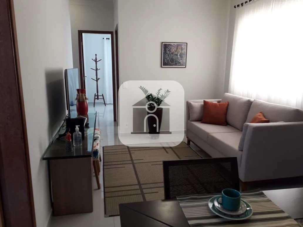 Alugar Apartamento / Padr&atilde;o em Uberlandia R$ 2.500,00 - Foto 2