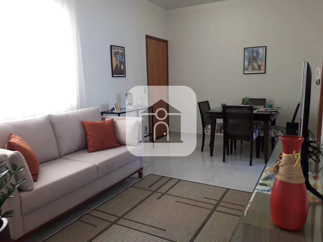 Alugar Apartamento / Padr&atilde;o em Uberlandia R$ 2.500,00 - Foto 4