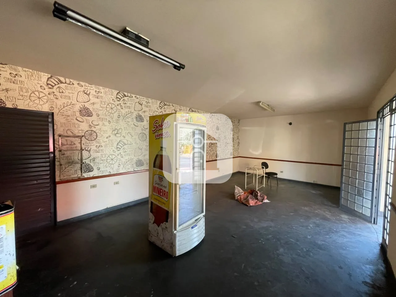 Alugar Comercial / Loja em Uberl&acirc;ndia R$ 1.100,00 - Foto 3
