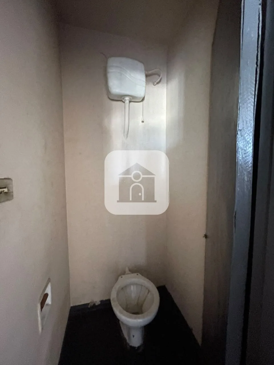 Alugar Comercial / Loja em Uberl&acirc;ndia R$ 1.100,00 - Foto 4