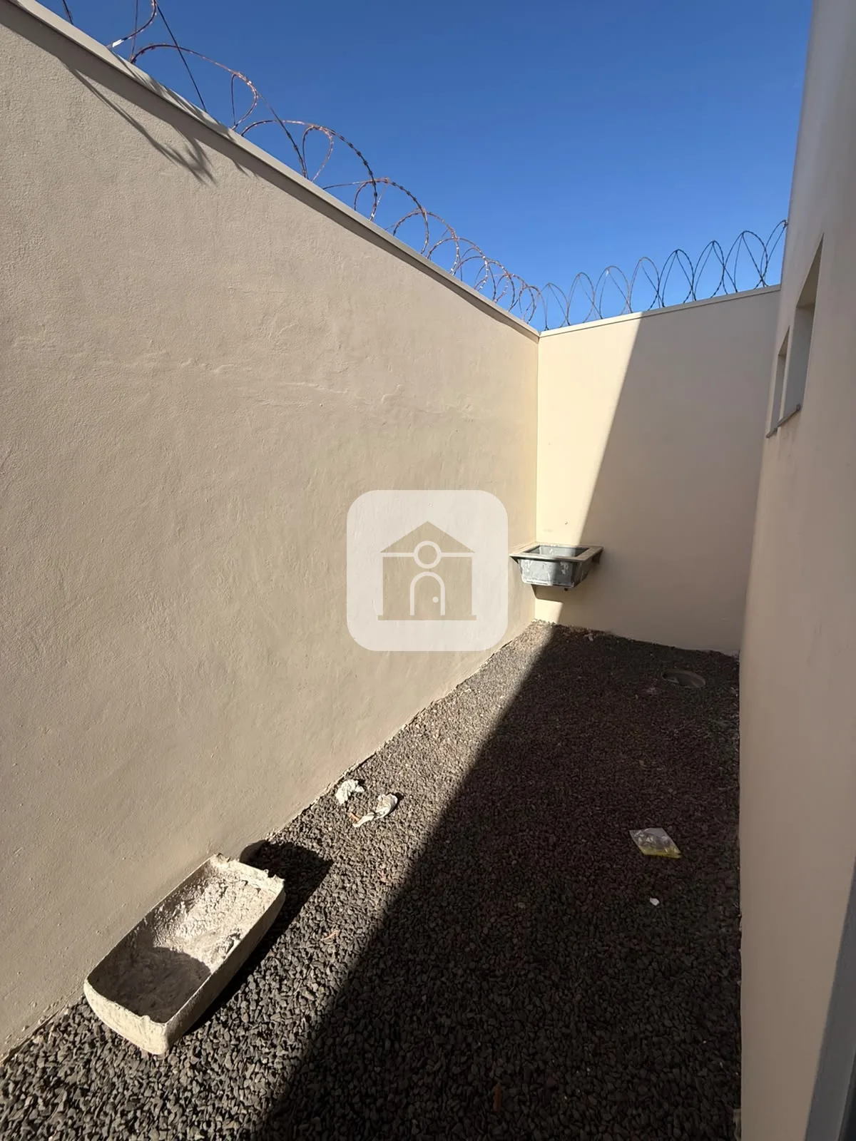 Alugar Comercial / Barrac&atilde;o em Araguari R$ 7.000,00 - Foto 11