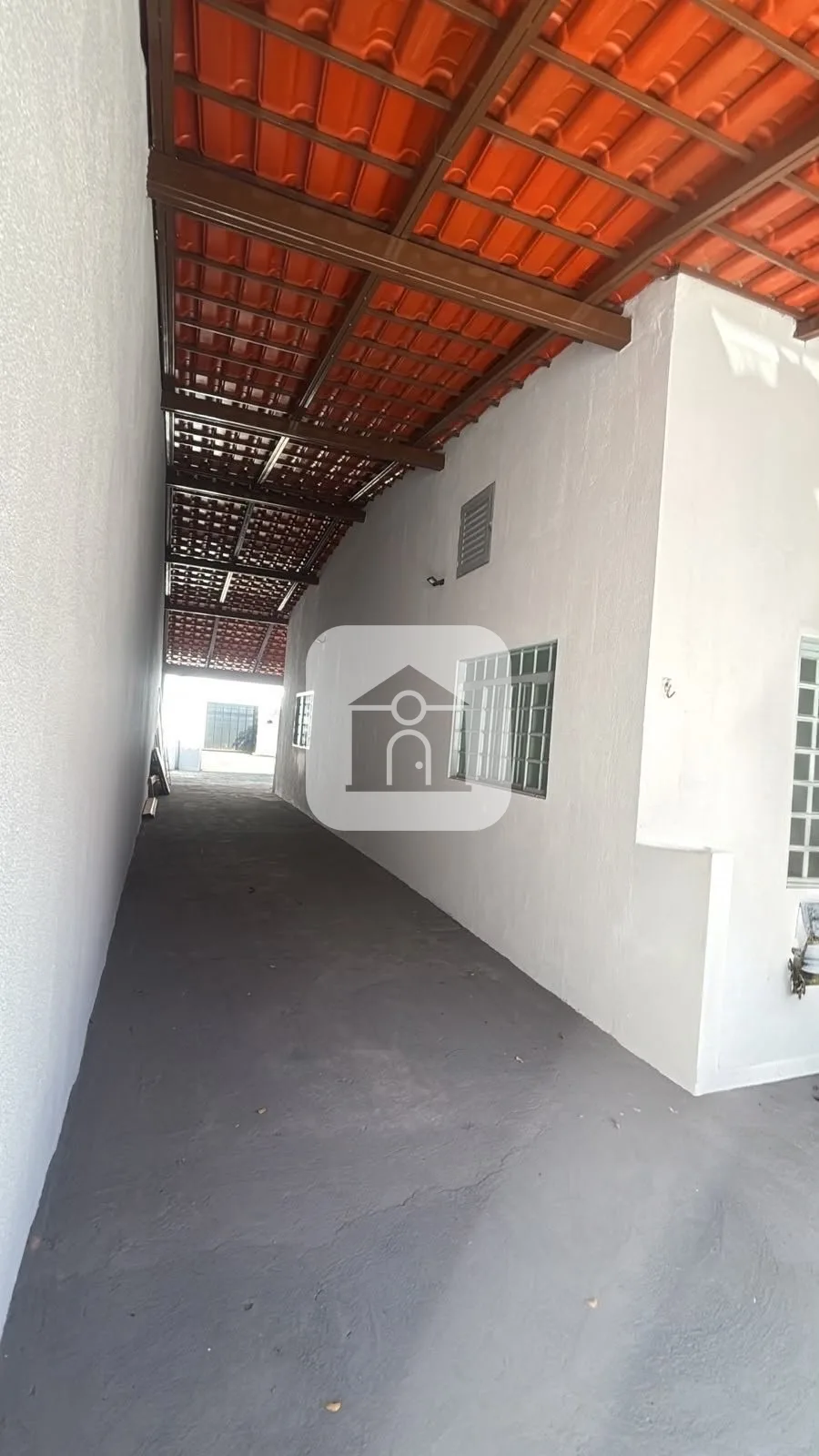 Alugar Casa / Padr&atilde;o em Uberl&acirc;ndia R$ 2.500,00 - Foto 2