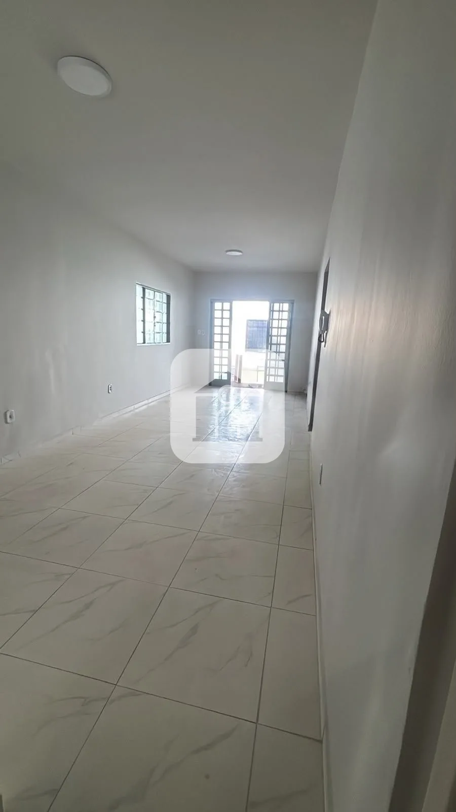 Alugar Casa / Padr&atilde;o em Uberl&acirc;ndia R$ 2.500,00 - Foto 4