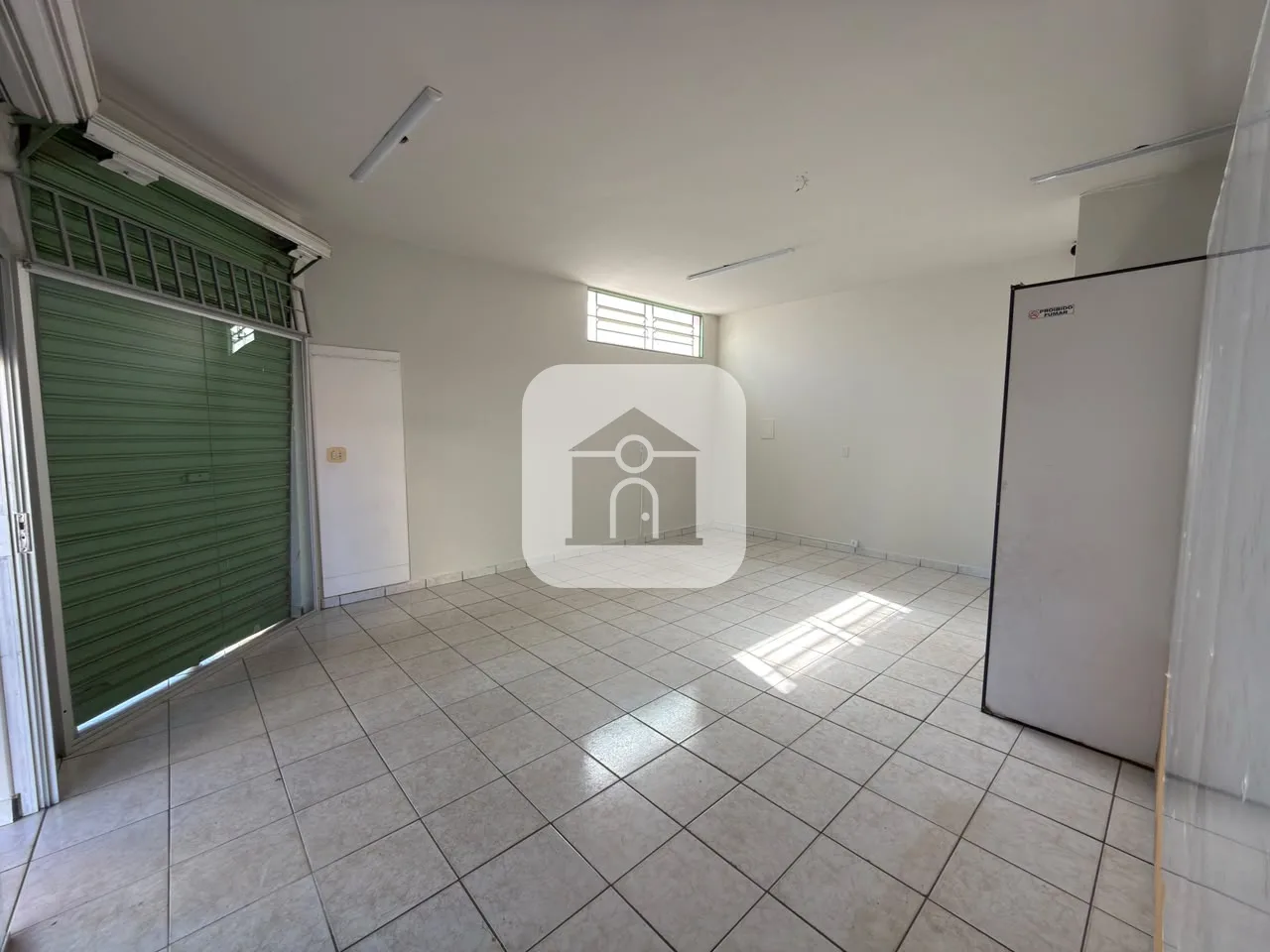 Alugar Comercial / C&ocirc;modo em Uberl&acirc;ndia R$ 1.100,00 - Foto 3