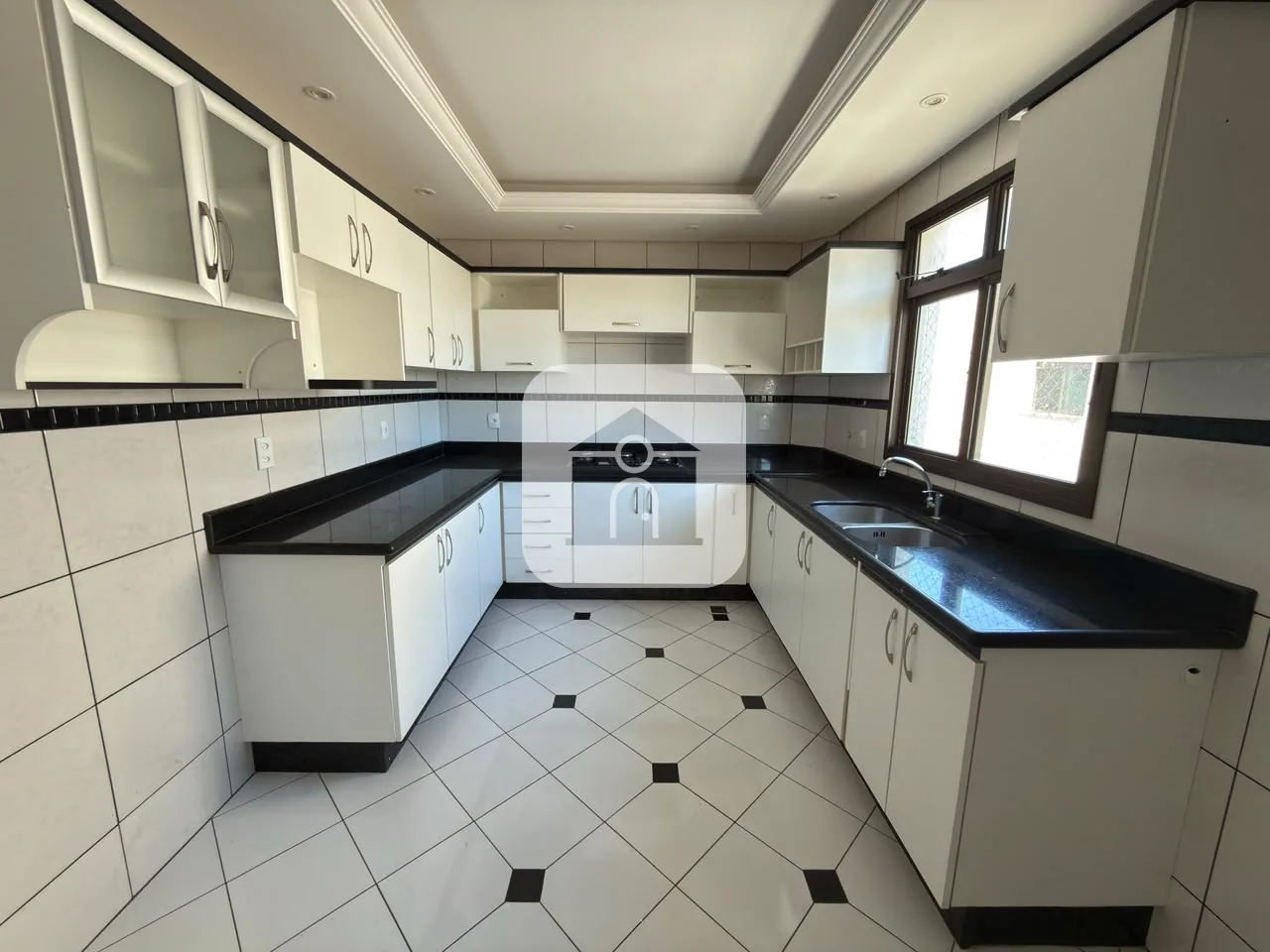 Alugar Apartamento / Cobertura em Uberl&acirc;ndia R$ 3.900,00 - Foto 5