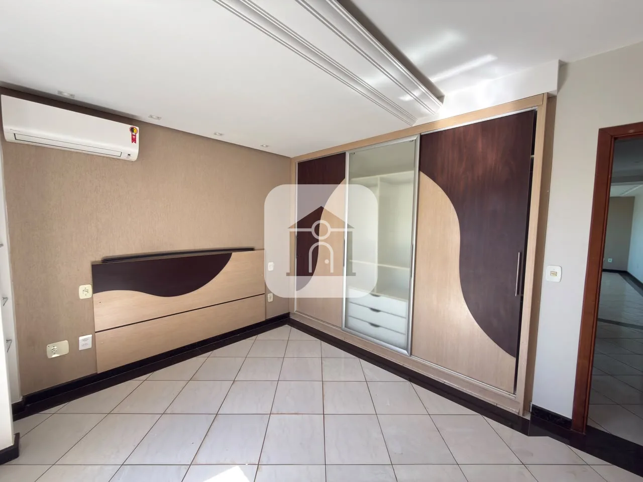 Alugar Apartamento / Cobertura em Uberl&acirc;ndia R$ 3.900,00 - Foto 10
