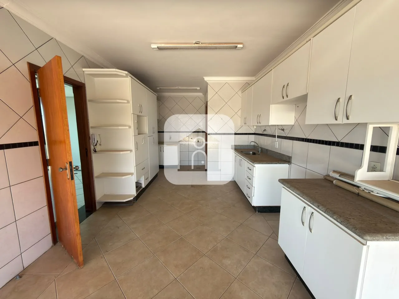 Alugar Apartamento / Cobertura em Uberl&acirc;ndia R$ 3.900,00 - Foto 25