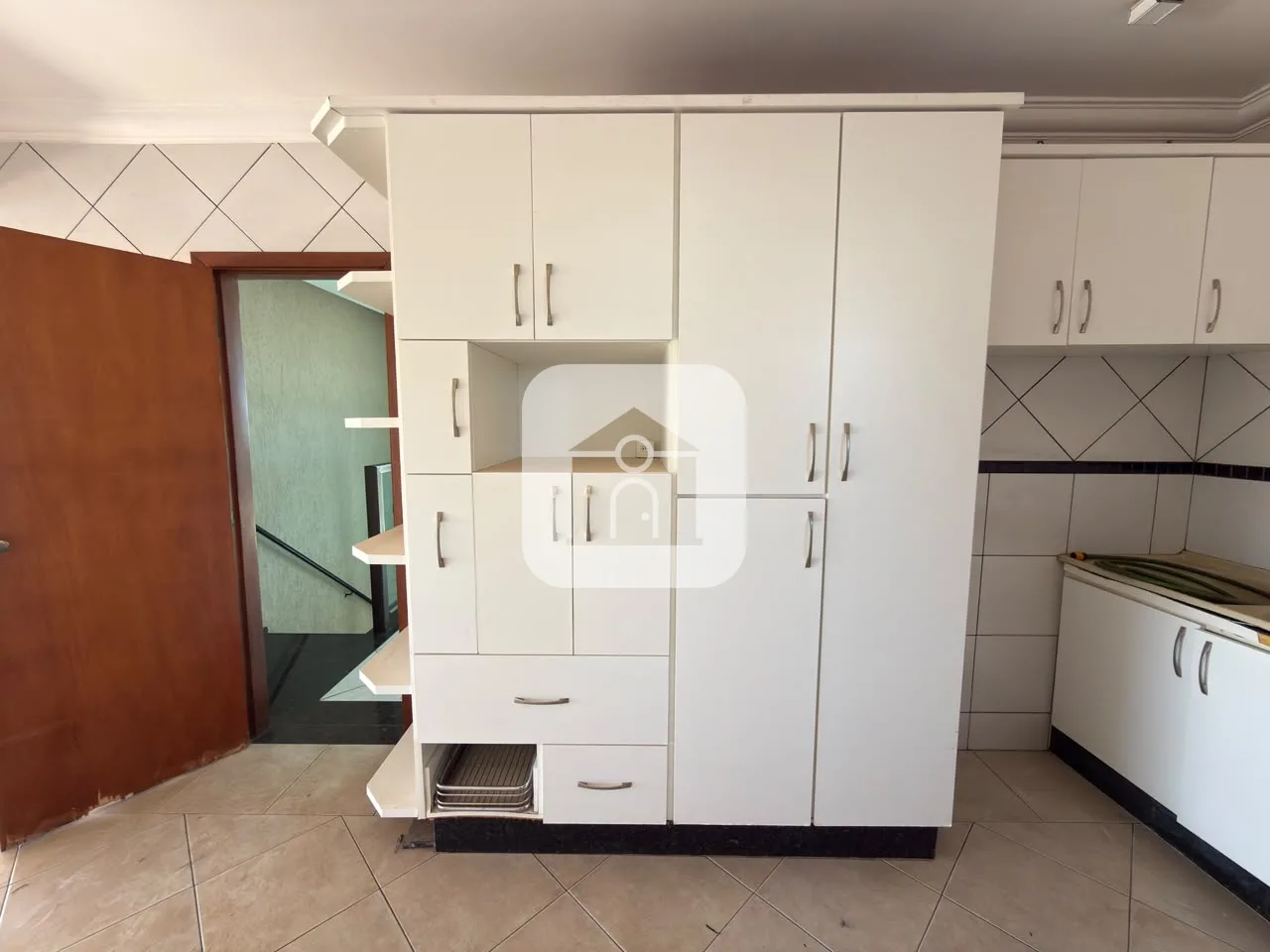 Alugar Apartamento / Cobertura em Uberl&acirc;ndia R$ 3.900,00 - Foto 26