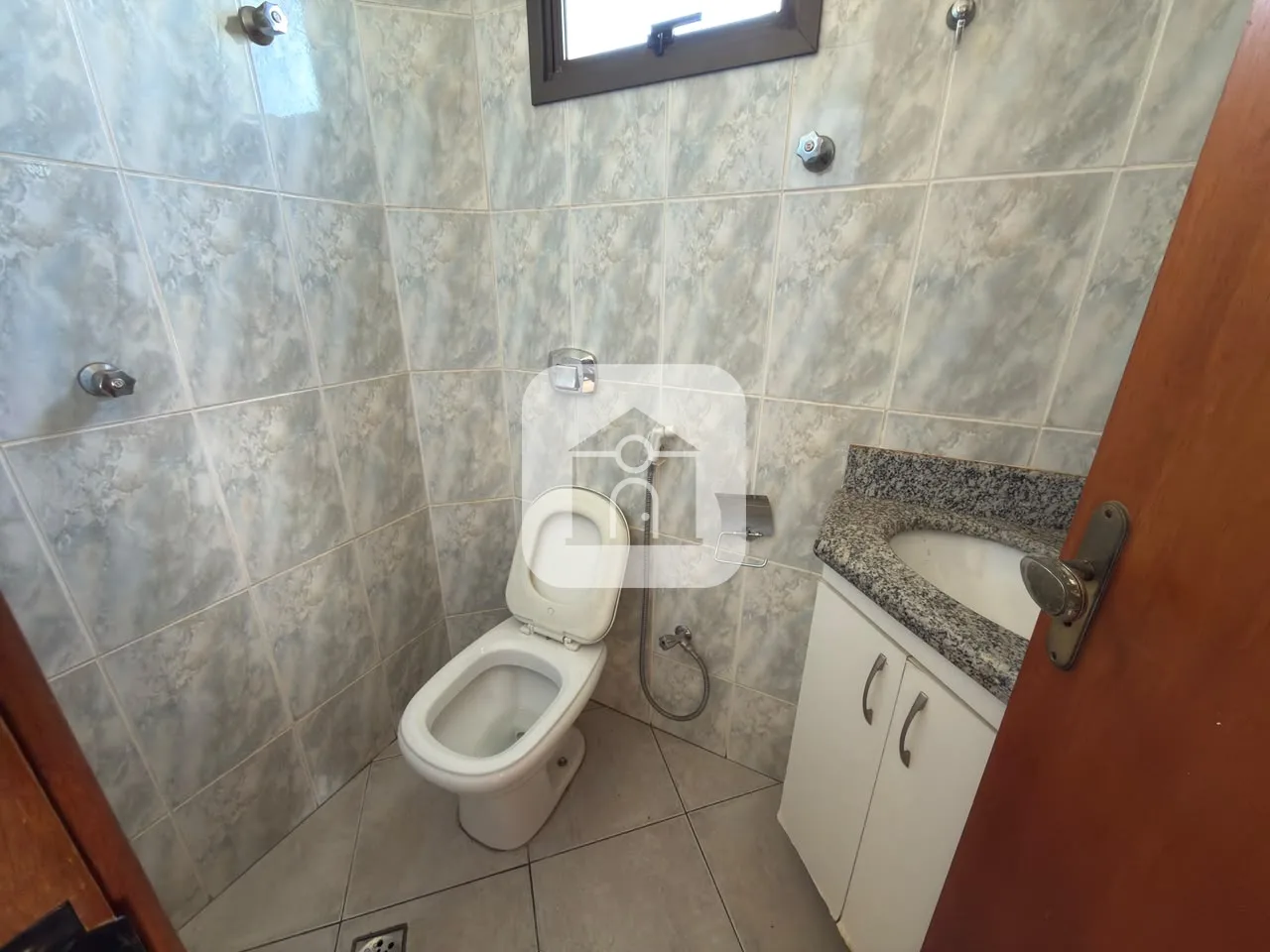 Alugar Apartamento / Cobertura em Uberl&acirc;ndia R$ 3.900,00 - Foto 28