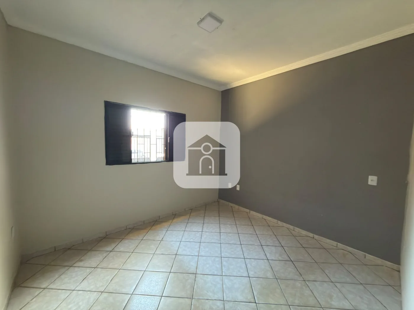 Alugar Casa / Padr&atilde;o em Uberl&acirc;ndia R$ 2.200,00 - Foto 8