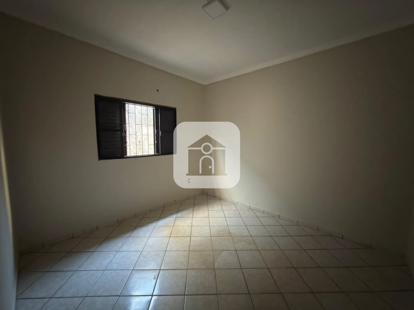 Alugar Casa / Padr&atilde;o em Uberl&acirc;ndia R$ 2.200,00 - Foto 9