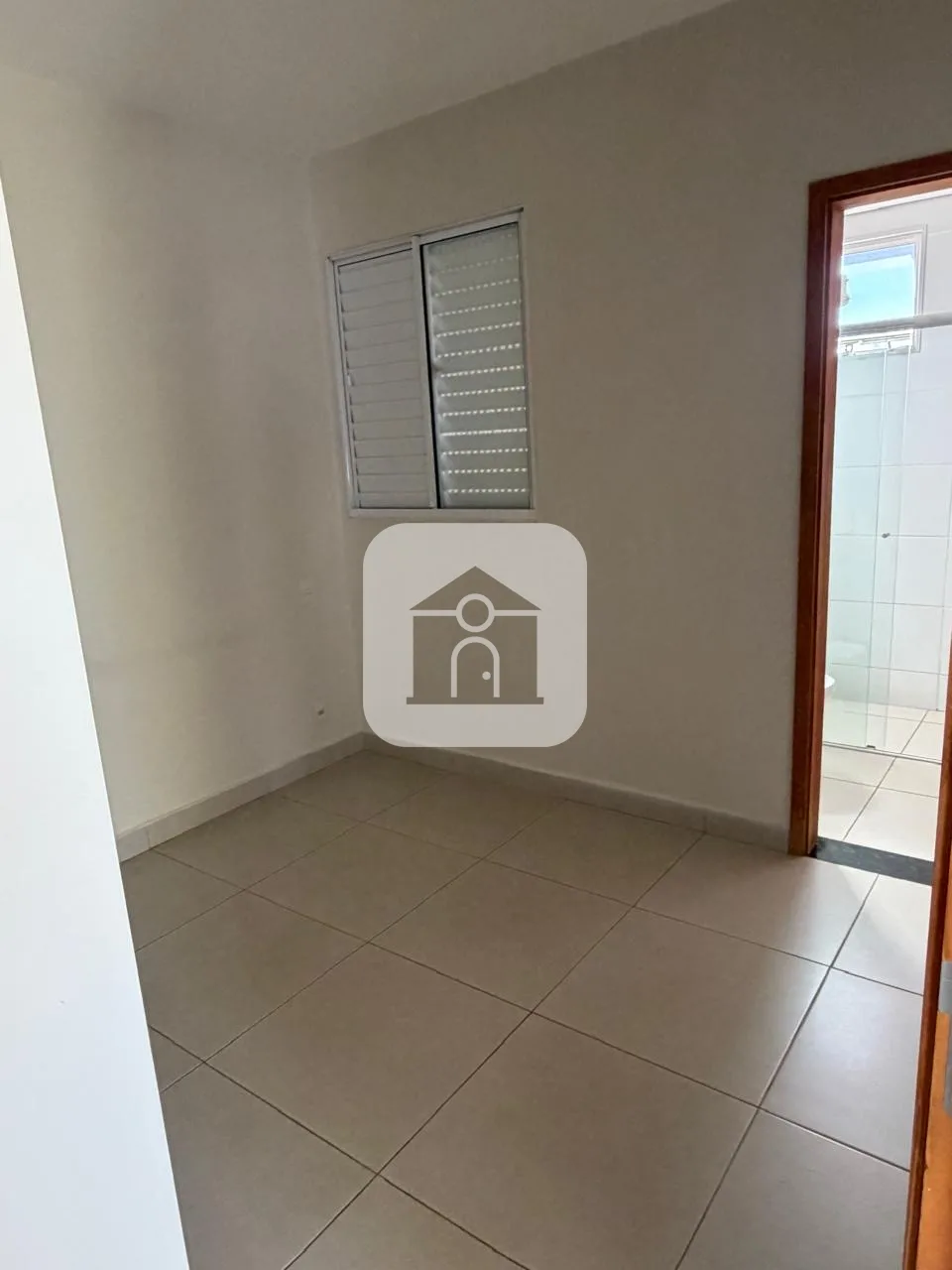 Comprar Apartamento / Padr&atilde;o em Uberl&acirc;ndia R$ 360.000,00 - Foto 3