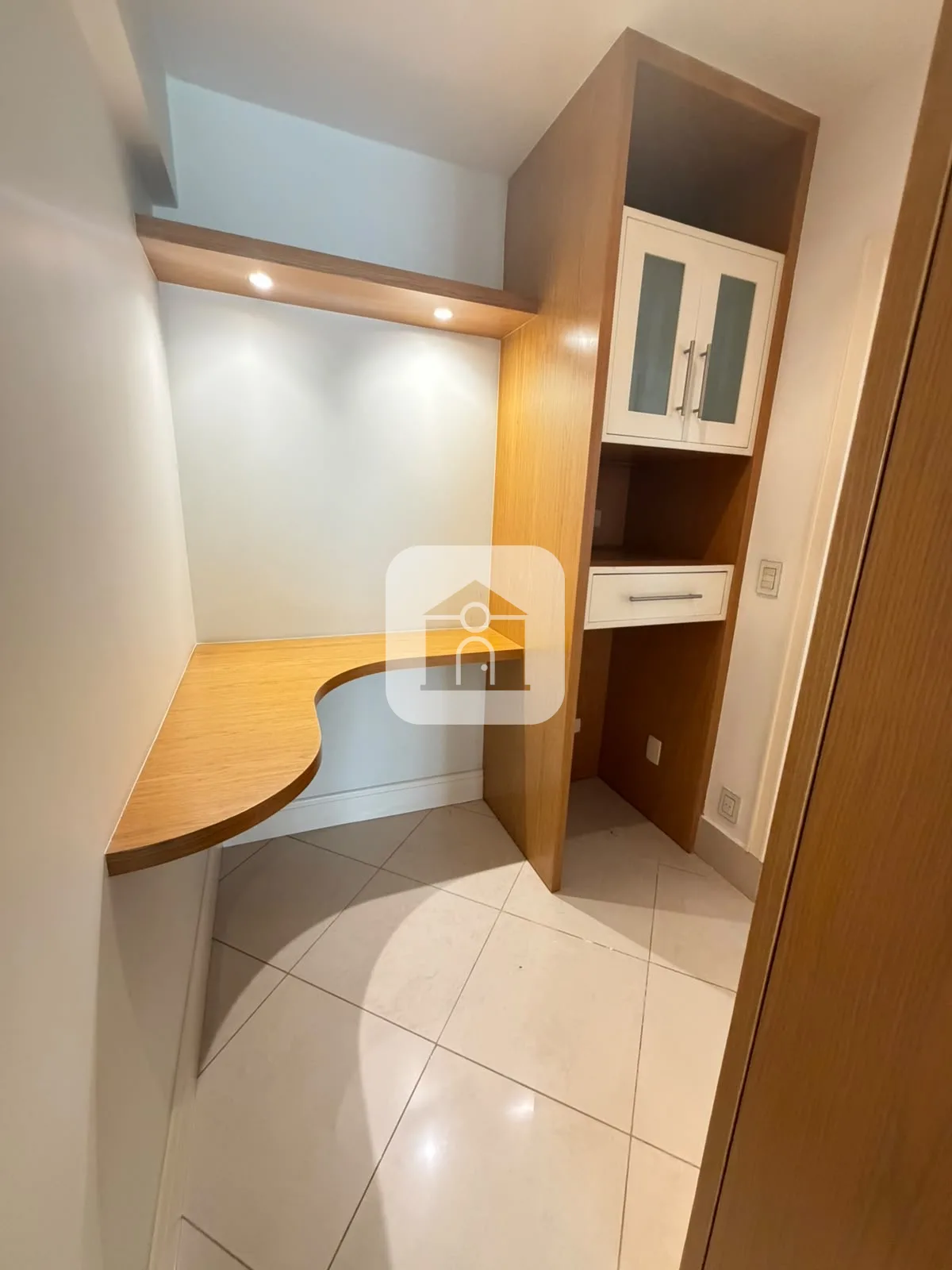 Comprar Comercial / Sala Comercial Condom&iacute;nio em Uberl&acirc;ndia R$ 200.000,00 - Foto 12