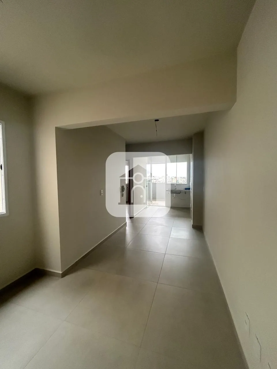 Alugar Apartamento / Padr&atilde;o em Uberl&acirc;ndia R$ 1.500,00 - Foto 1
