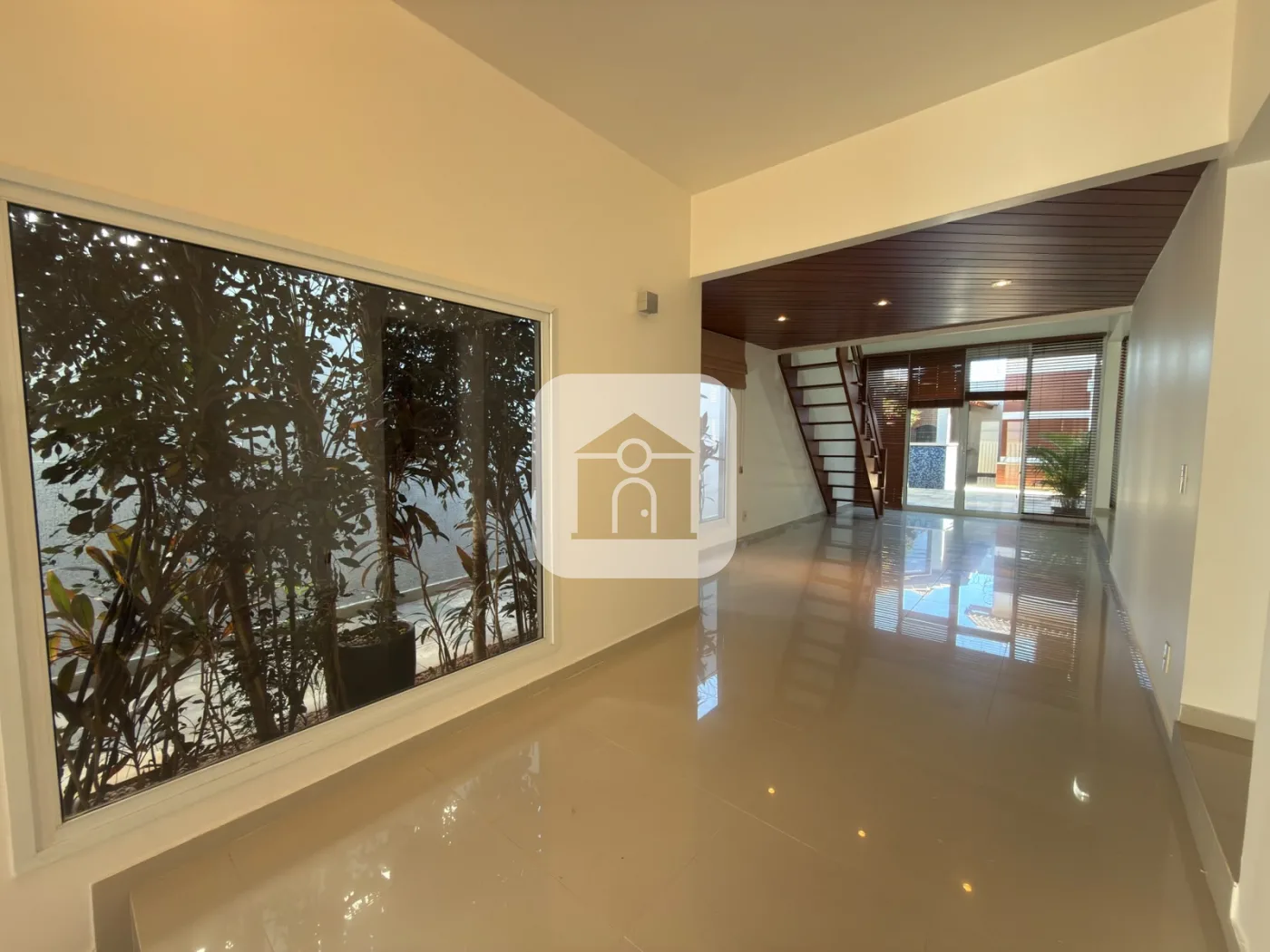 Alugar Casa / Padr&atilde;o em Uberl&acirc;ndia R$ 6.700,00 - Foto 7
