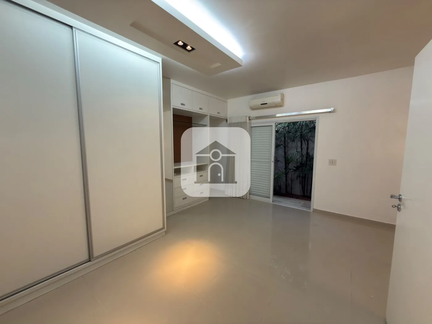 Alugar Casa / Padr&atilde;o em Uberl&acirc;ndia R$ 6.700,00 - Foto 35