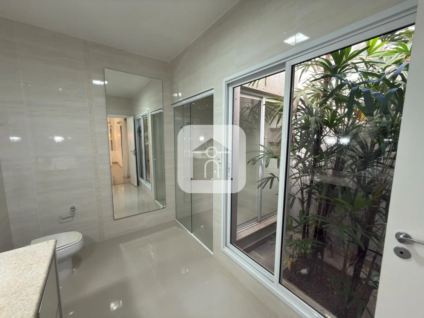 Alugar Casa / Padr&atilde;o em Uberl&acirc;ndia R$ 6.700,00 - Foto 38