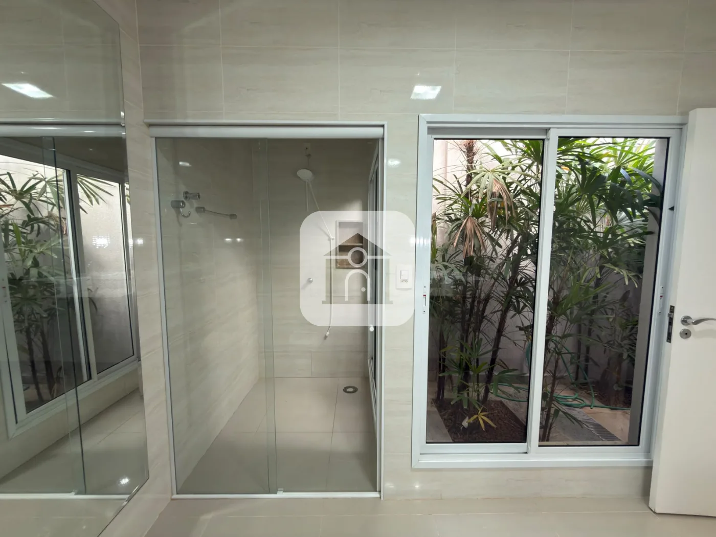 Alugar Casa / Padr&atilde;o em Uberl&acirc;ndia R$ 6.700,00 - Foto 39