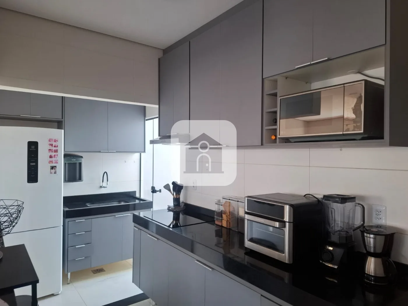 Alugar Casa / Padr&atilde;o em Uberl&acirc;ndia R$ 2.000,00 - Foto 8