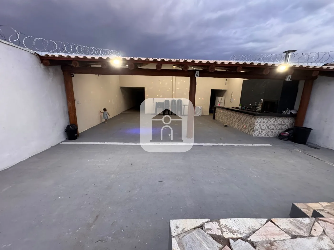 Alugar Rural / Ch&aacute;cara em Uberl&acirc;ndia R$ 3.000,00 - Foto 2