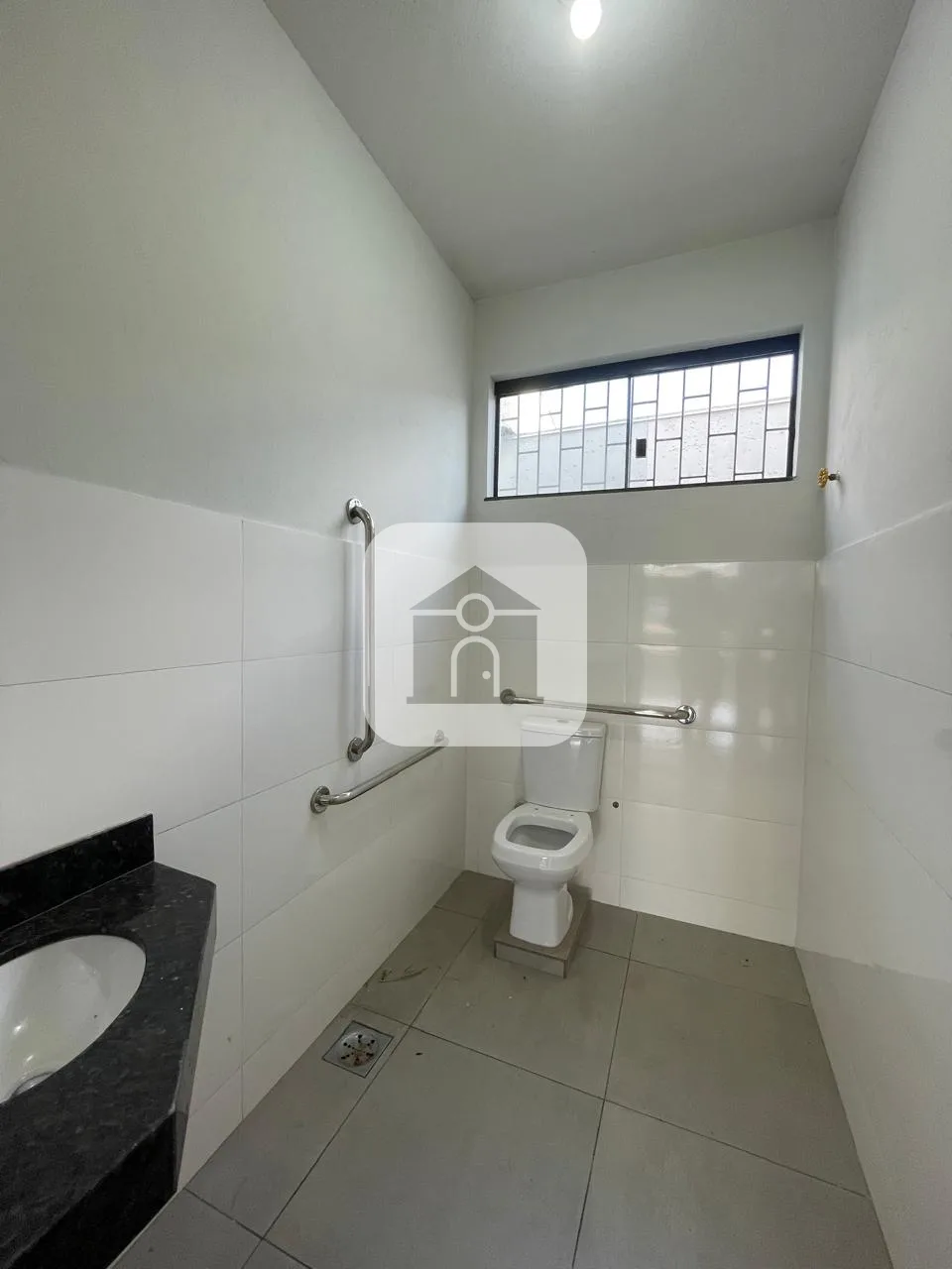 Alugar Comercial / Loja em Uberl&acirc;ndia R$ 10.000,00 - Foto 8