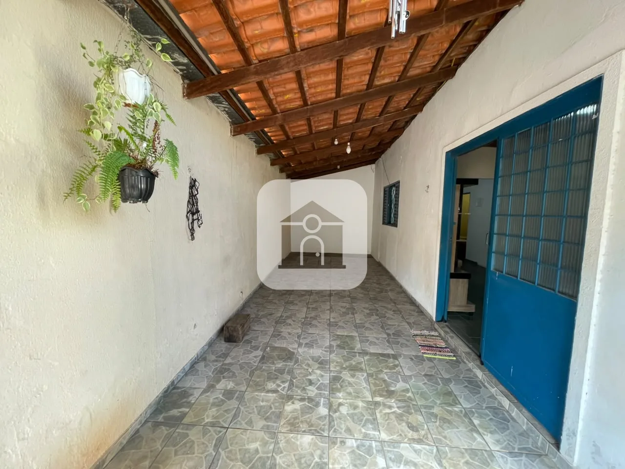 Alugar Casa / Padr&atilde;o em Uberl&acirc;ndia R$ 1.700,00 - Foto 1