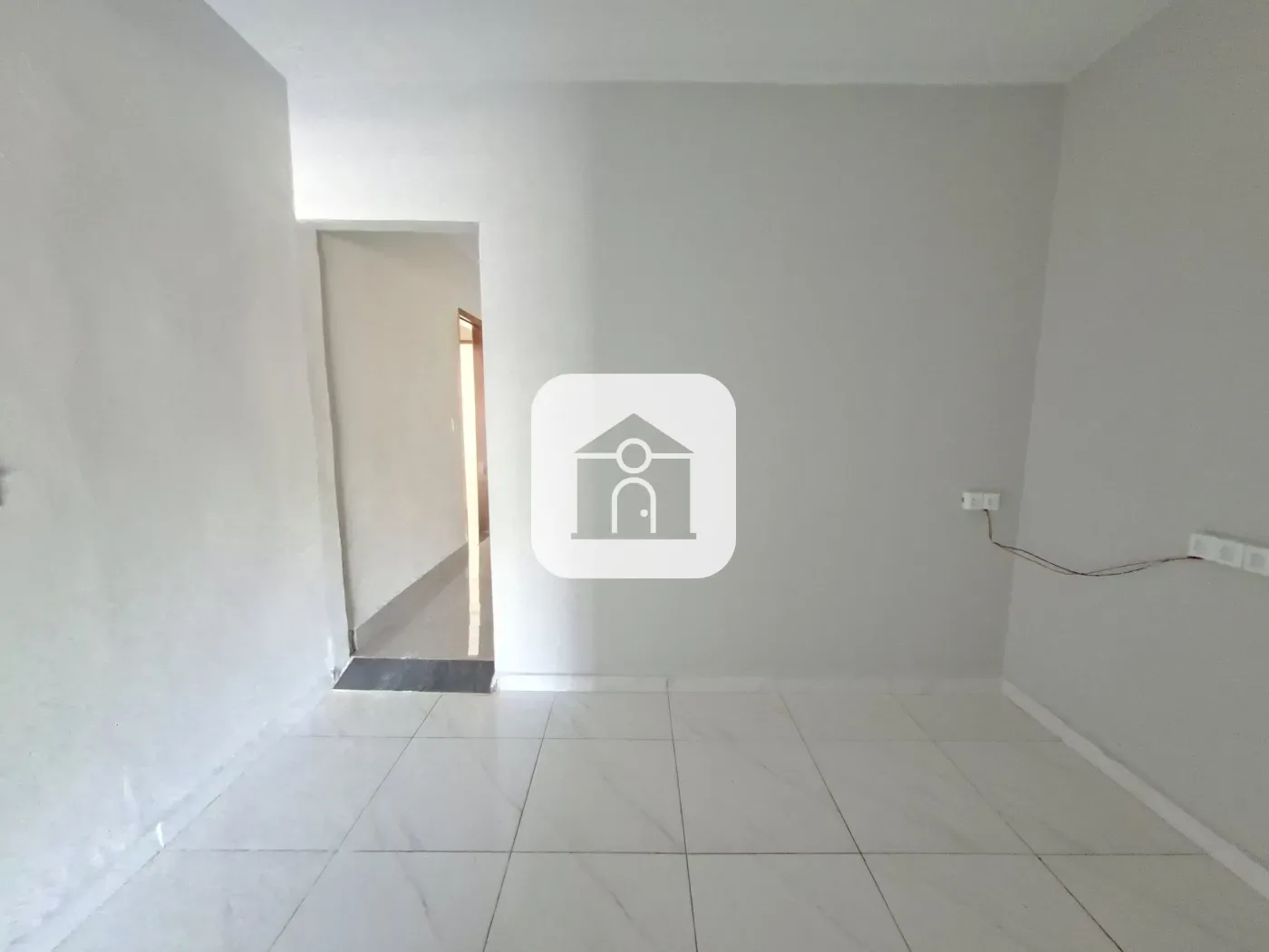Alugar Comercial / Loja em Uberl&acirc;ndia R$ 2.000,00 - Foto 8