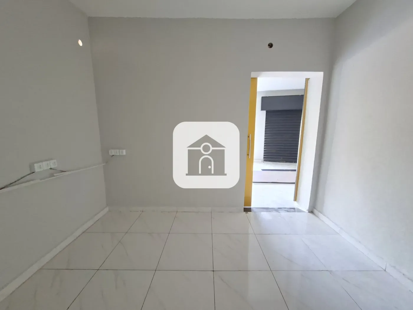 Alugar Comercial / Loja em Uberl&acirc;ndia R$ 2.000,00 - Foto 7