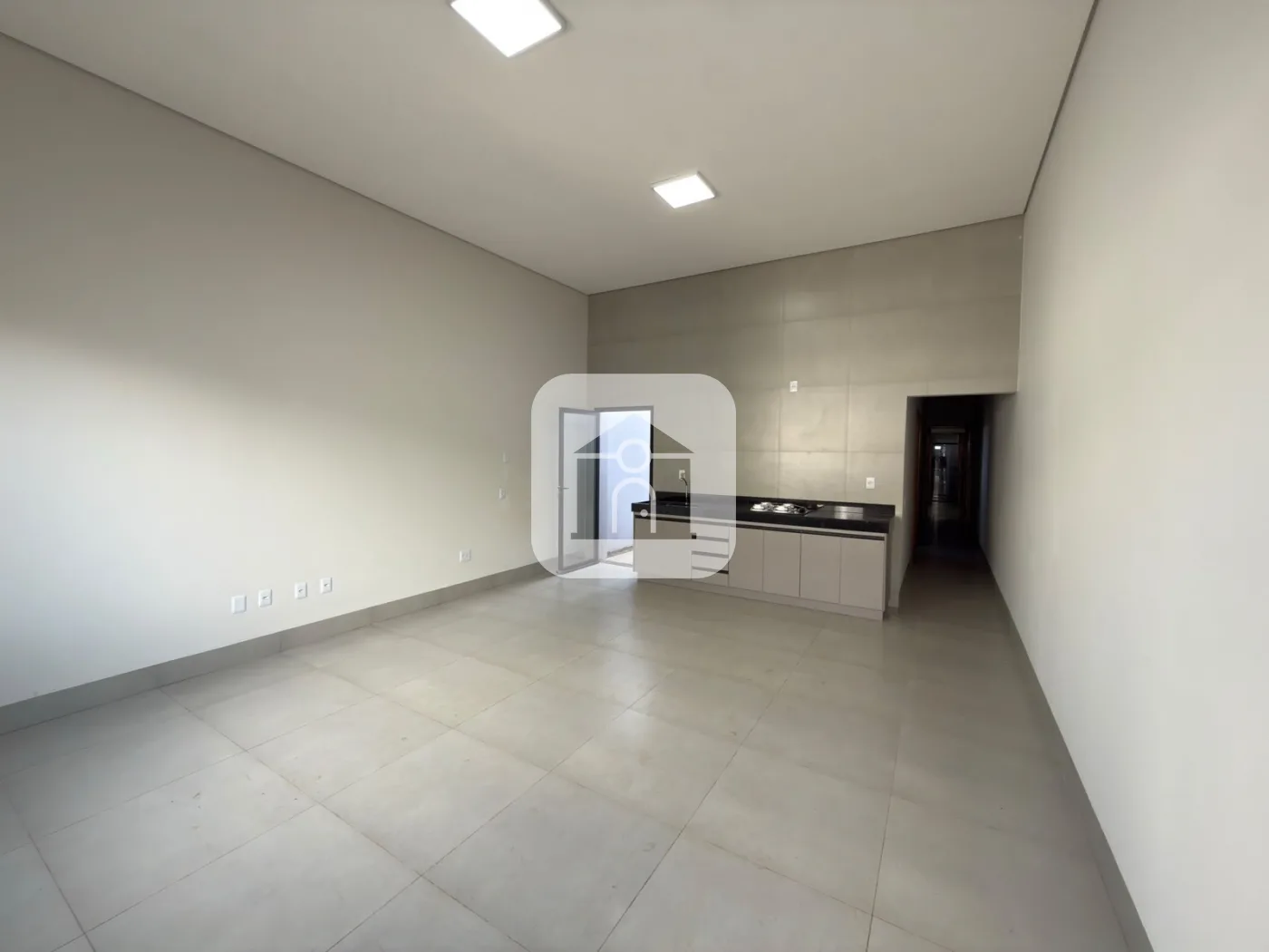 Alugar Casa / Padr&atilde;o em Uberl&acirc;ndia R$ 2.600,00 - Foto 4