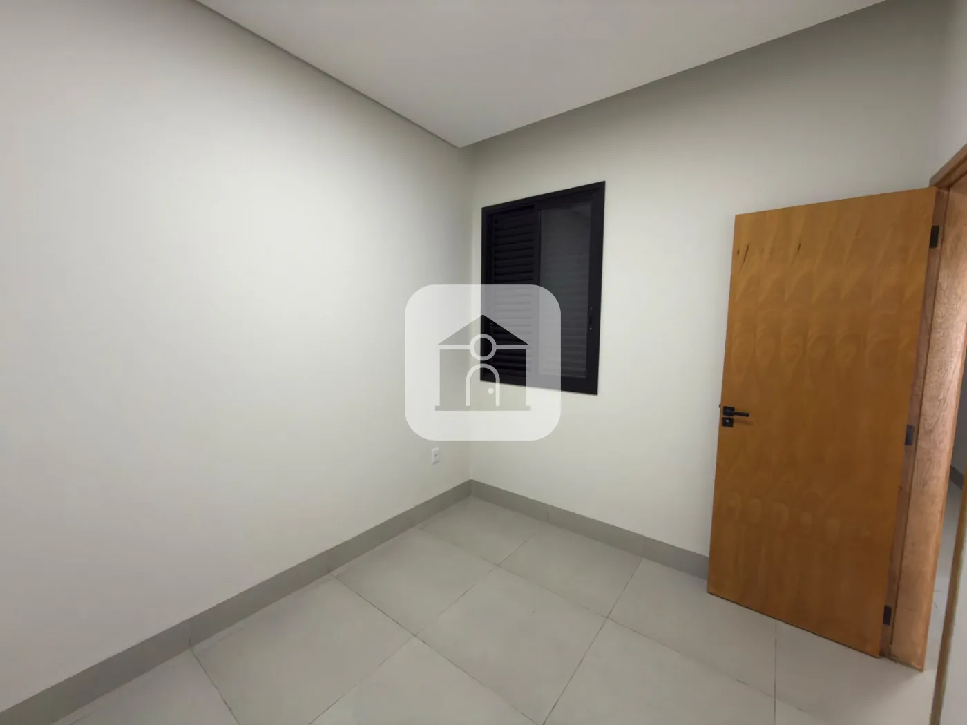 Alugar Casa / Padr&atilde;o em Uberl&acirc;ndia R$ 2.600,00 - Foto 8