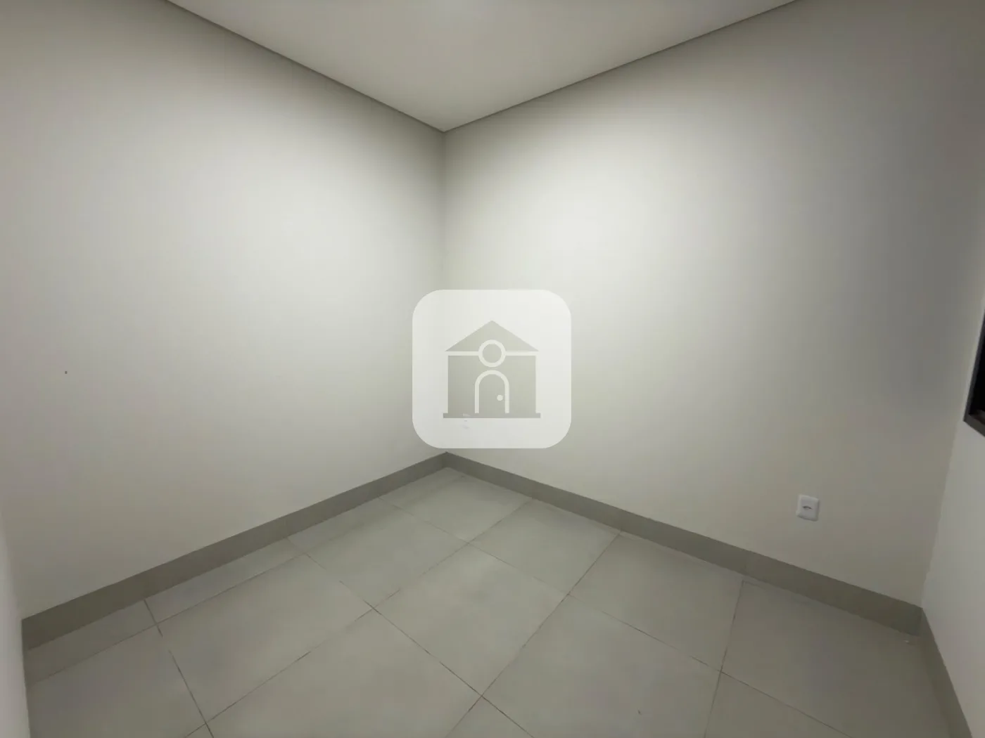 Alugar Casa / Padr&atilde;o em Uberl&acirc;ndia R$ 2.600,00 - Foto 9