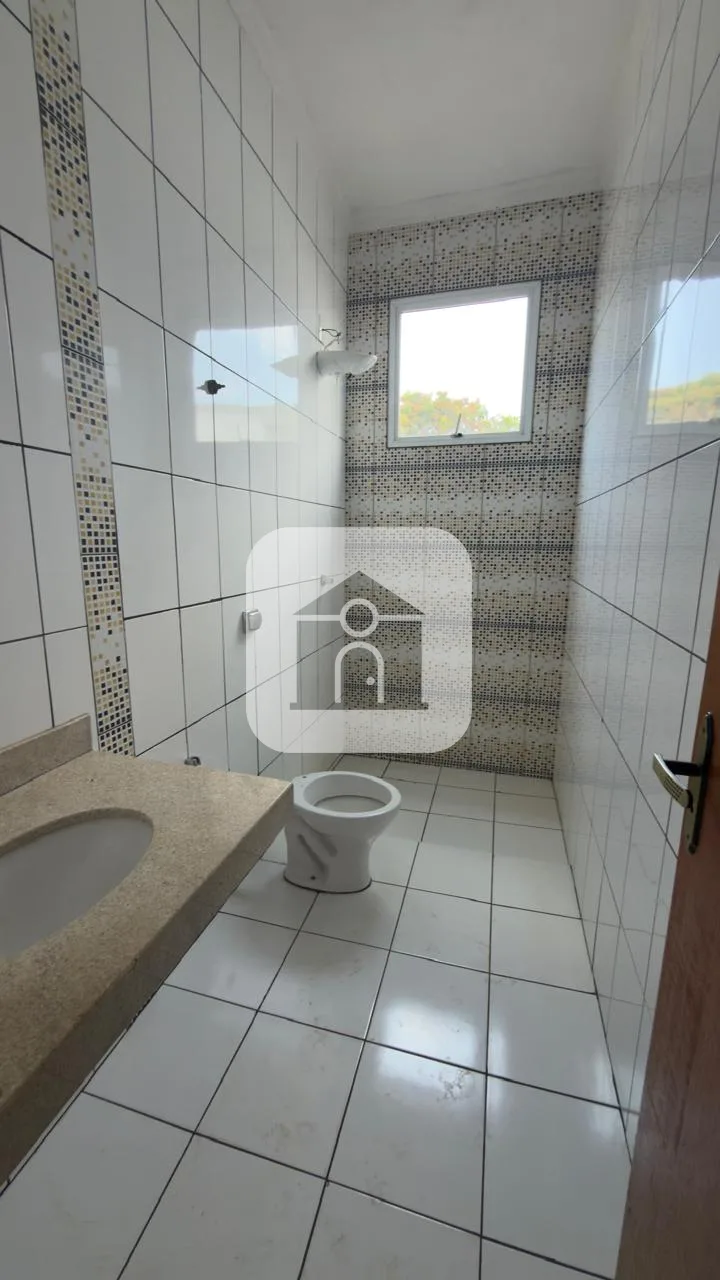 Alugar Casa / Padr&atilde;o em Uberl&acirc;ndia R$ 1.900,00 - Foto 8