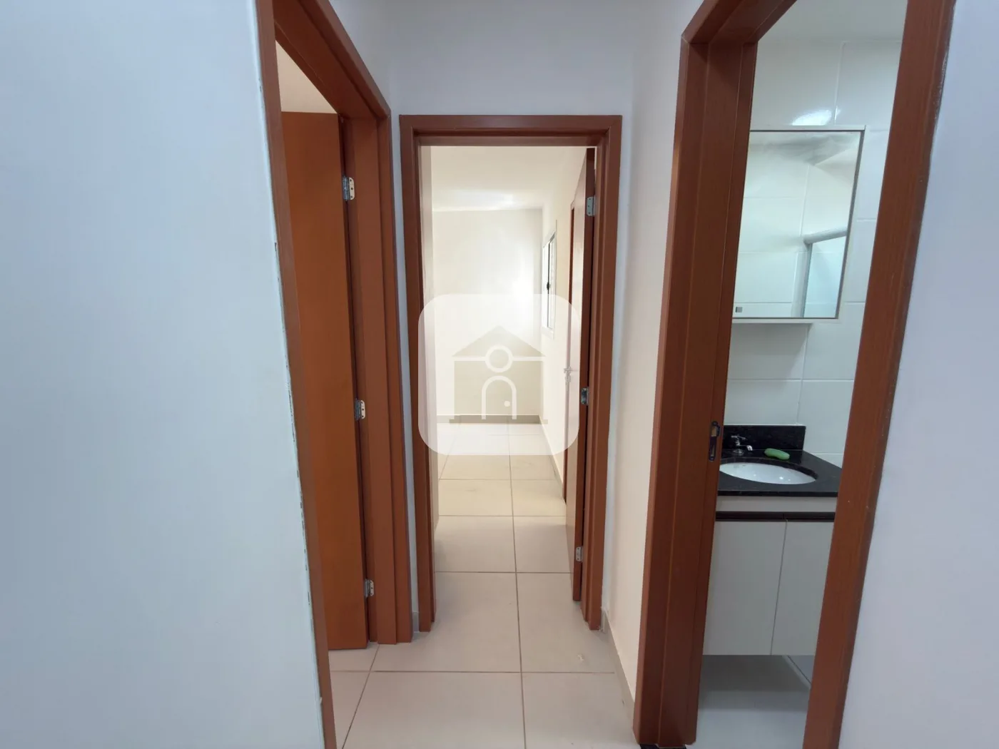 Alugar Apartamento / Padr&atilde;o em Uberl&acirc;ndia R$ 1.900,00 - Foto 7