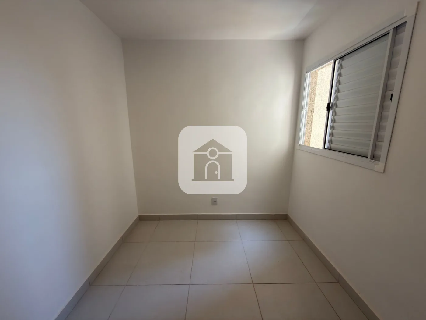 Alugar Apartamento / Padr&atilde;o em Uberl&acirc;ndia R$ 1.900,00 - Foto 11