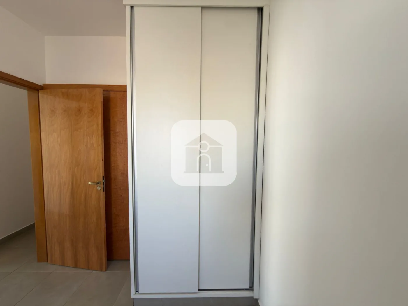 Alugar Apartamento / Padr&atilde;o em Uberl&acirc;ndia R$ 1.850,00 - Foto 12